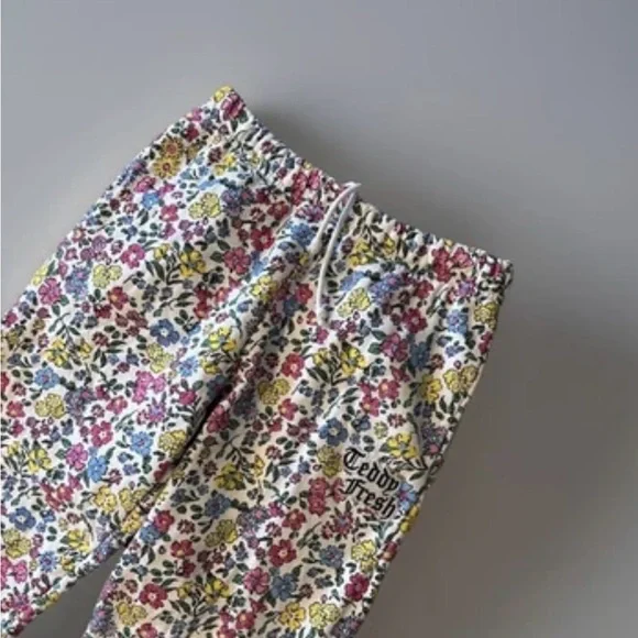 VTG Teddy Fresh Women's Floral/White Grandma Jogger Sweatpants SMALL-Patch Logo - Picture 2 of 13